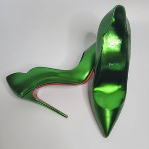 Brand new Christian Louboutin pumps